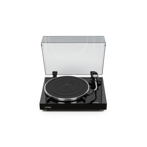 Thorens has released a vinyl player TD 204