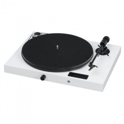 Pro-Ject Juke Box E Turntable All-In-One Amplifier Turntable, White